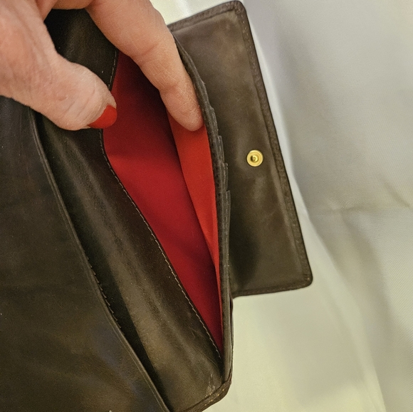 Dooney and Bourke wallet - Picture 6 of 7